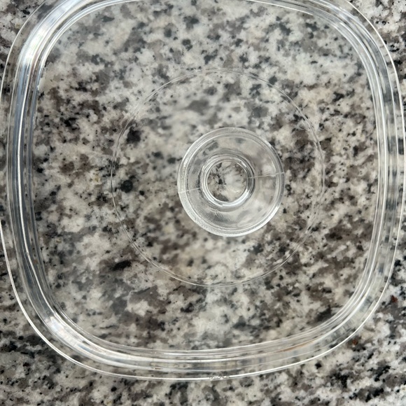 Vintage Pyrex container - Picture 3 of 7